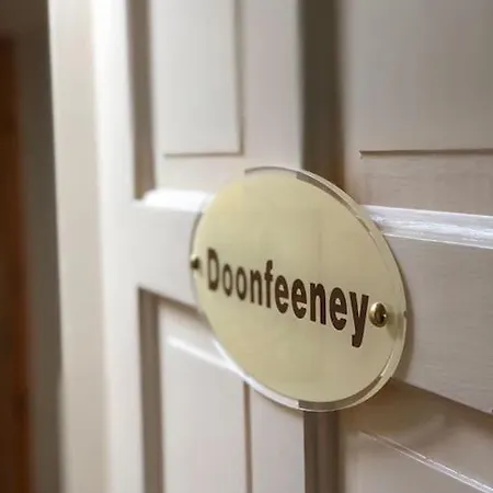 Keadyville House Self-catering * Ballycastle (Mayo)