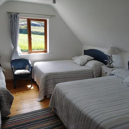 Сasa de vacaciones Keadyville House Self-catering