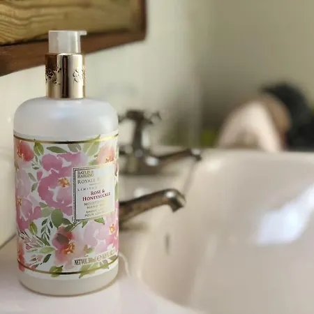 別荘 Keadyville House Self-catering