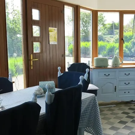 Сasa de vacaciones Keadyville House Self-catering *