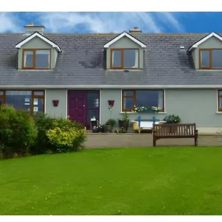 別荘 Keadyville House Self-catering バリーキャッスル