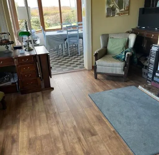 Feriehus Keadyville House Self-catering